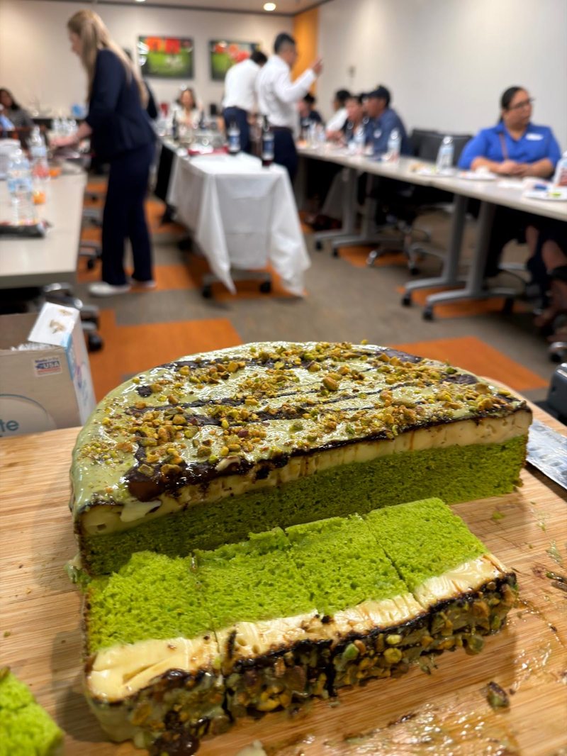 Pastel de pistacho preparado en una demostraci&oacute;n